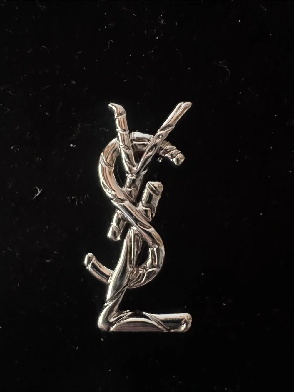 Brooch / pin  Silver-tone Intertwined  Brooch - Picture 2 of 4